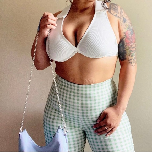 Ribbed criss cross crop top - Picture 3 of 3